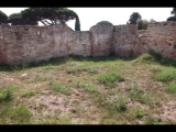 04562 ostia - regio i - insula xiv - caseggiato (i,xiv,4) - suedwesten - 09-2023.jpg